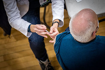 Man getting vaccinated