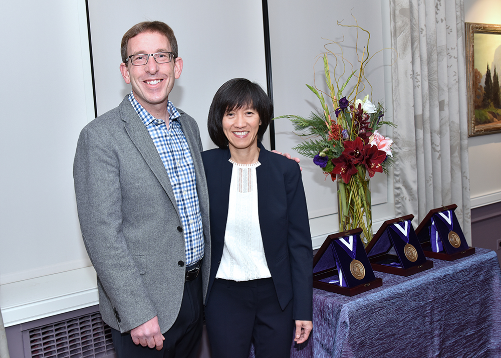 Edith Chen and Greg Miller