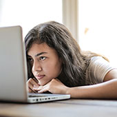 girl doing online learning
