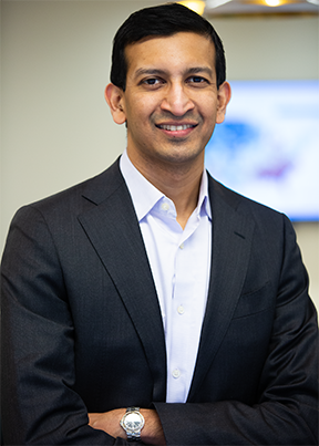 raj-chetty_photo-s.png